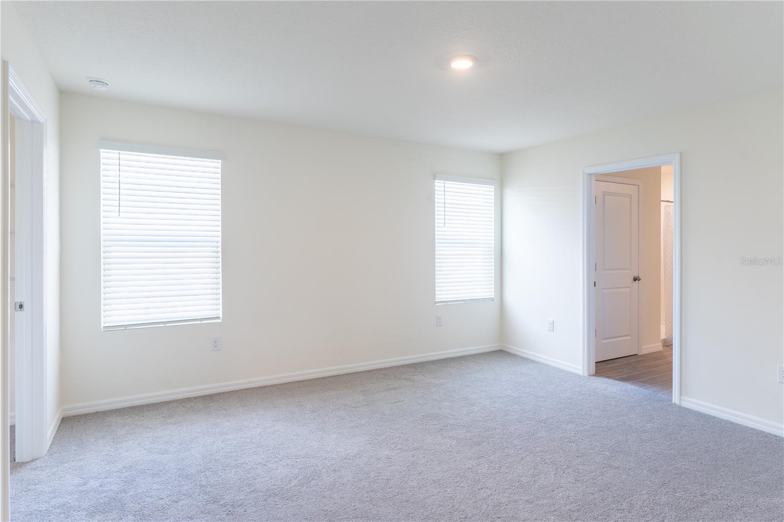 Image 22 of 35 For 4807 51st Drive