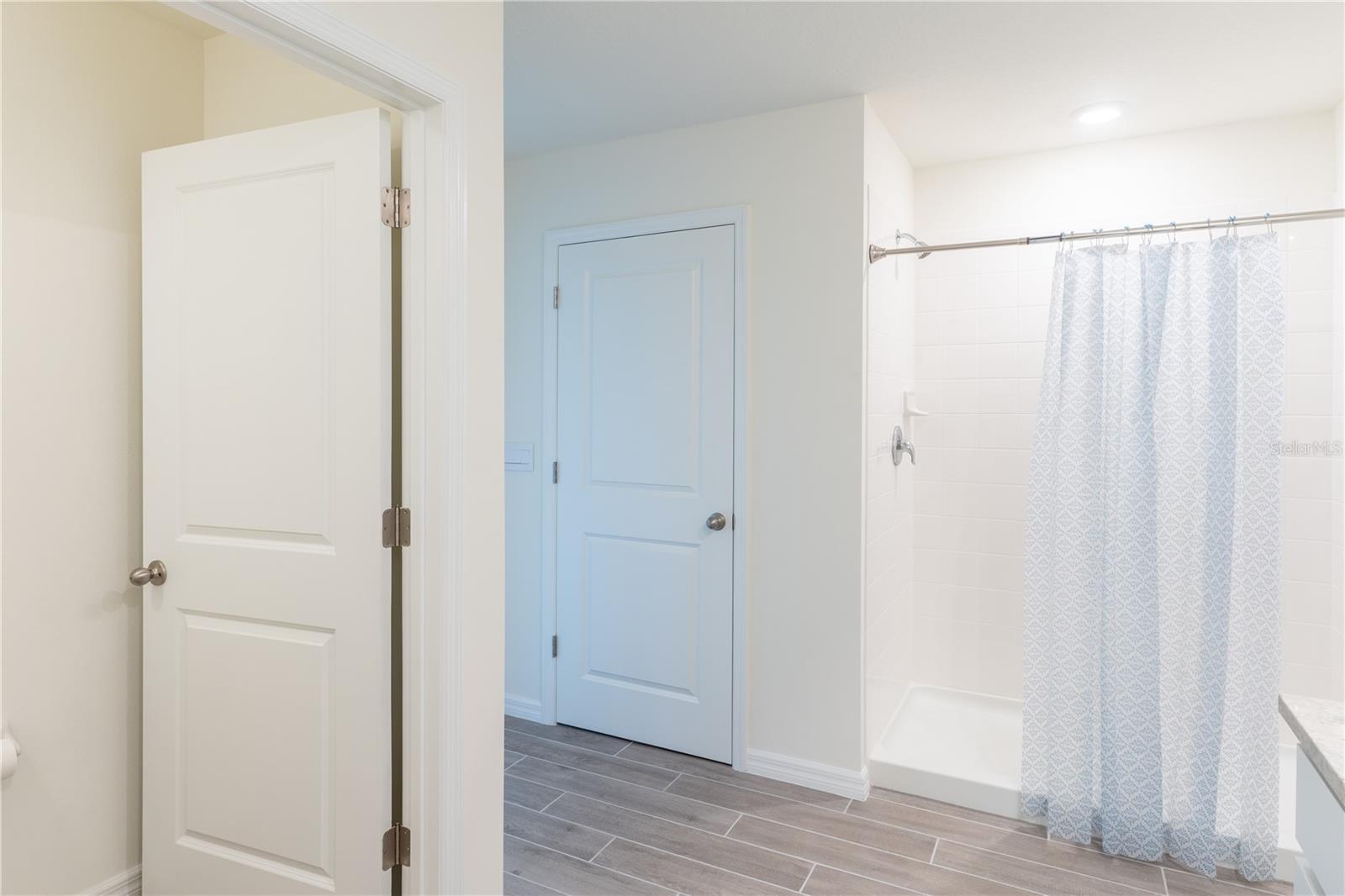 Image 26 of 35 For 4807 51st Drive