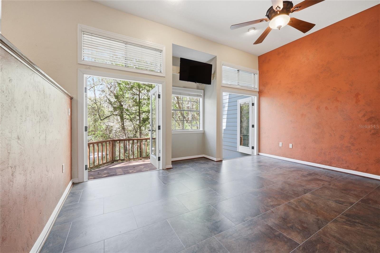 Image 11 of 60 For 5328 9th Lane