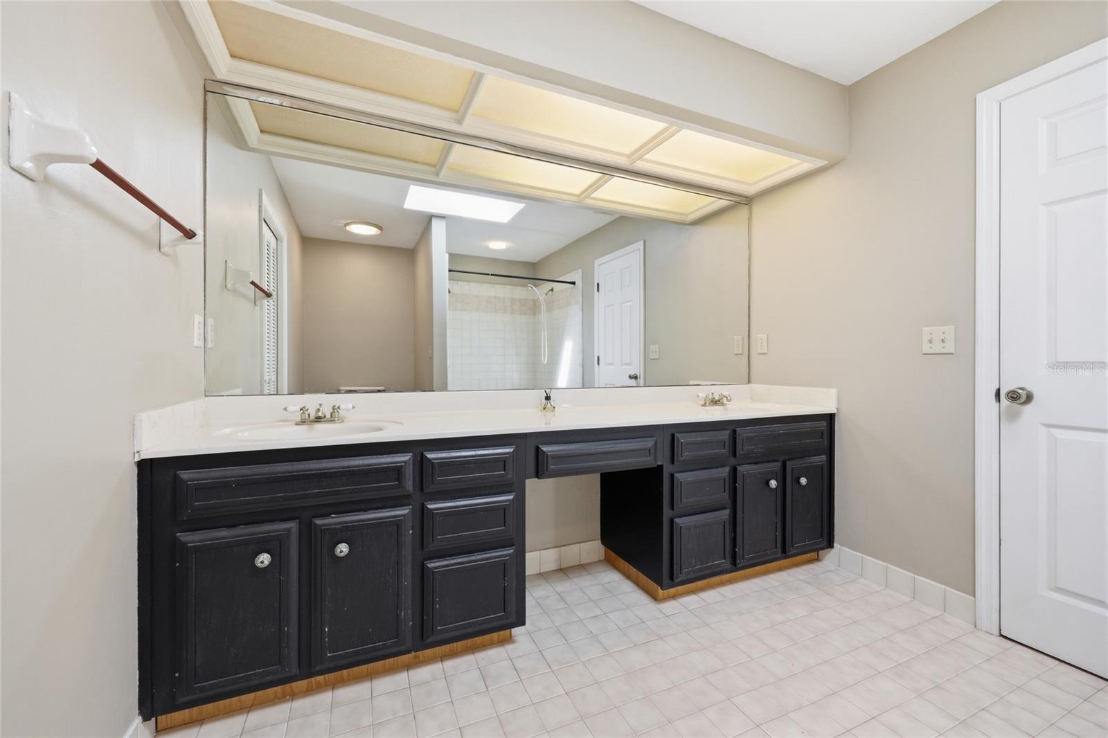 Image 41 of 60 For 5328 9th Lane