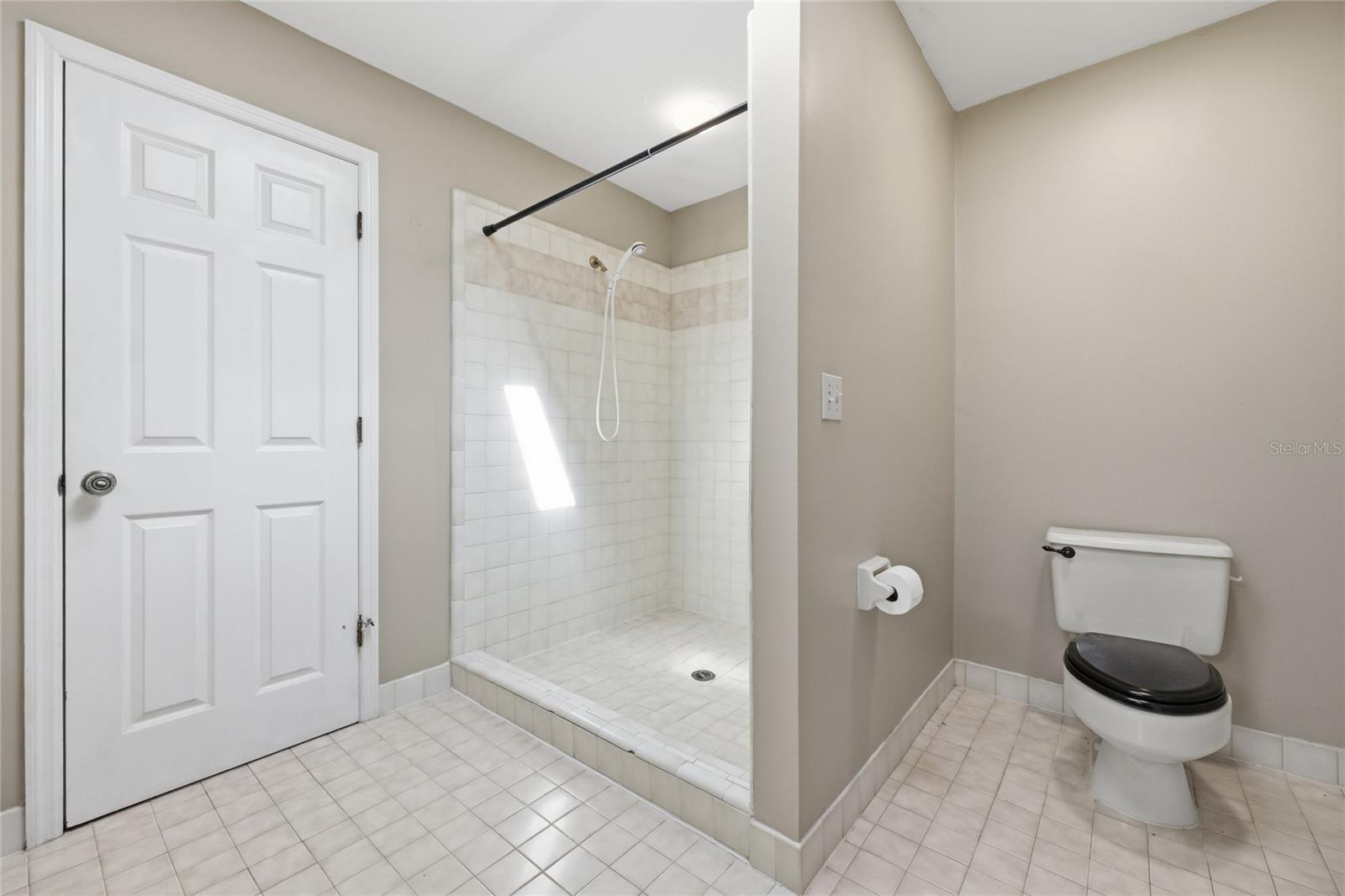 Image 42 of 60 For 5328 9th Lane