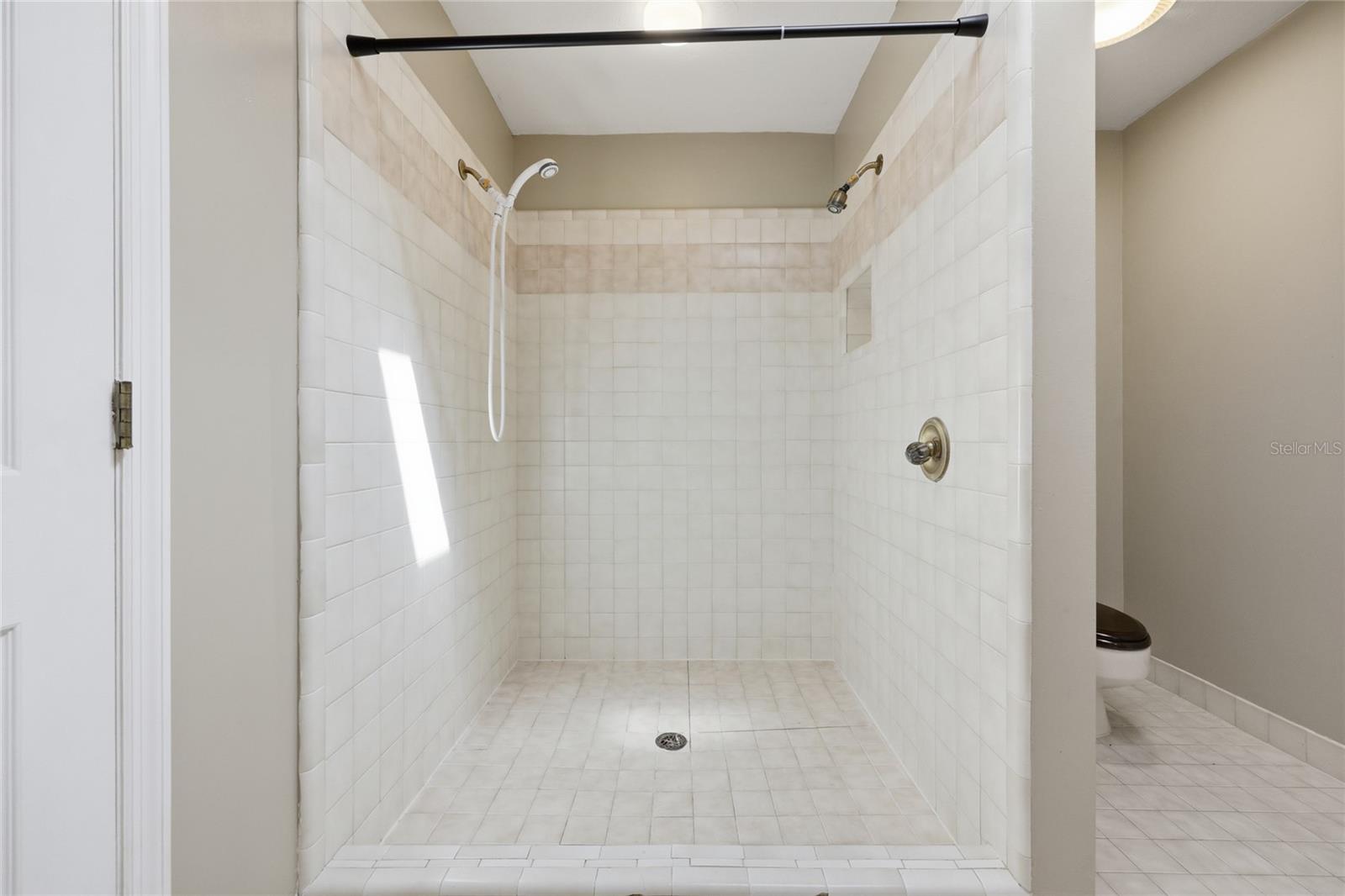 Image 43 of 60 For 5328 9th Lane