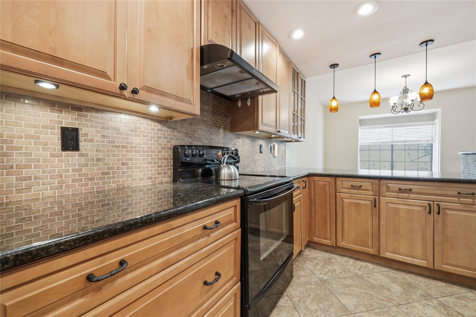 Image 5 of 60 For 5328 9th Lane