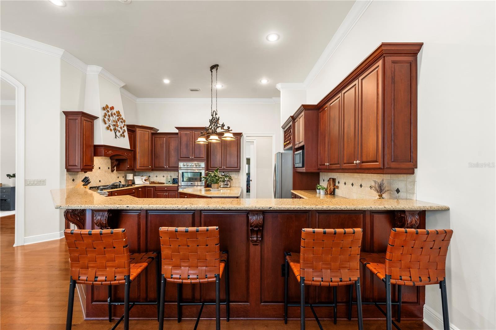 Listing photo id 9 for 14004 21st Lane