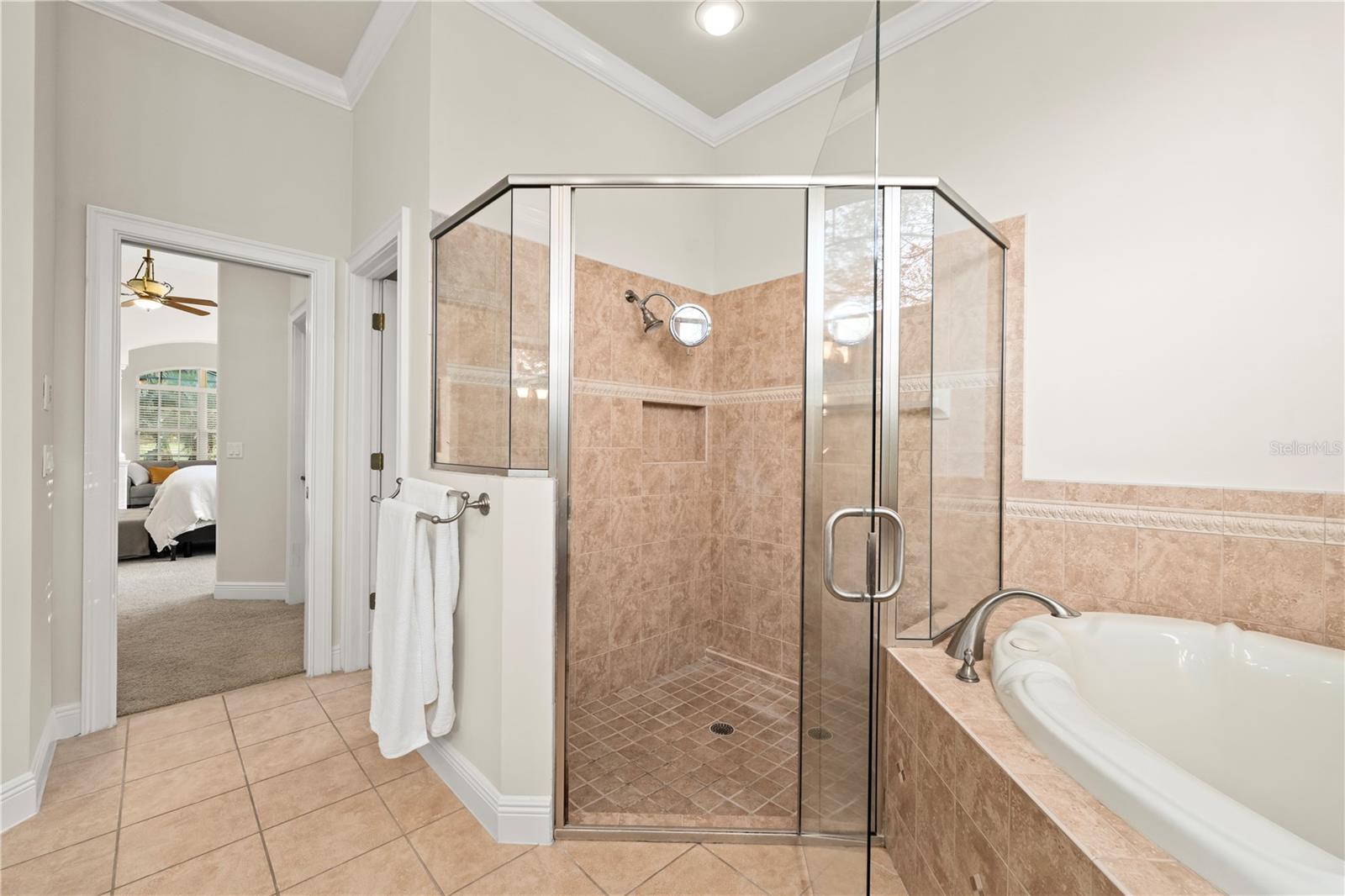 Listing photo id 22 for 14004 21st Lane