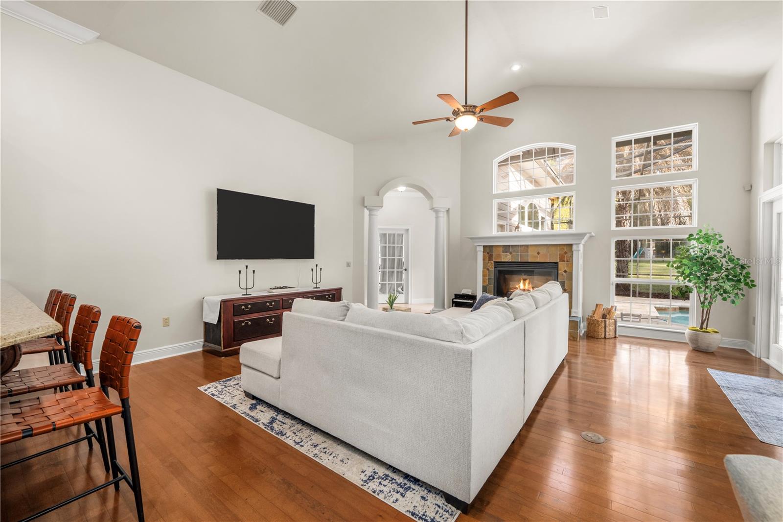 Listing photo id 24 for 14004 21st Lane