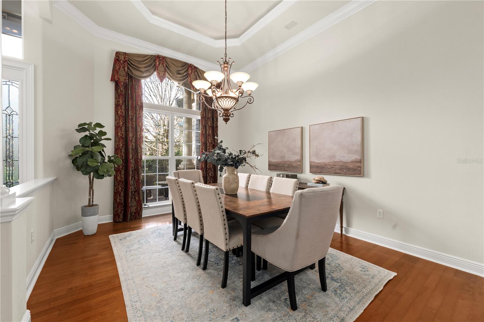 Listing photo id 3 for 14004 21st Lane