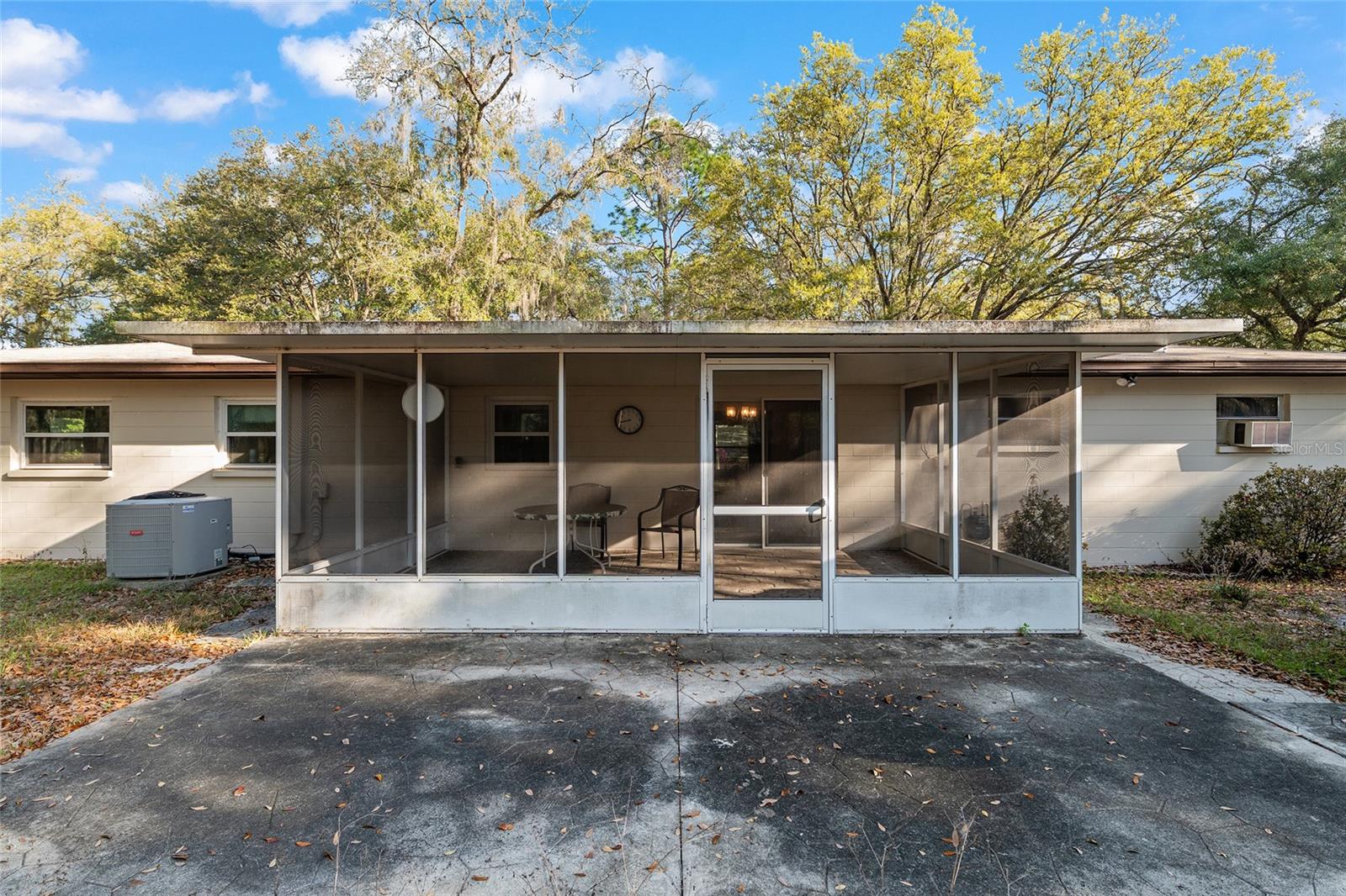 Image 12 of 52 For 1931 39th Place