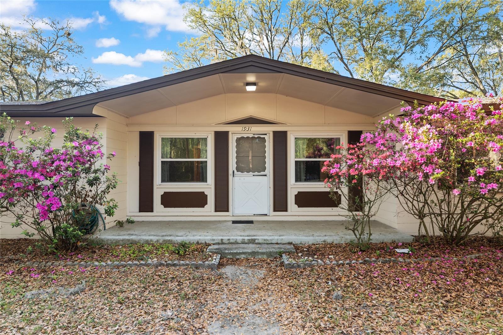 Image 2 of 52 For 1931 39th Place