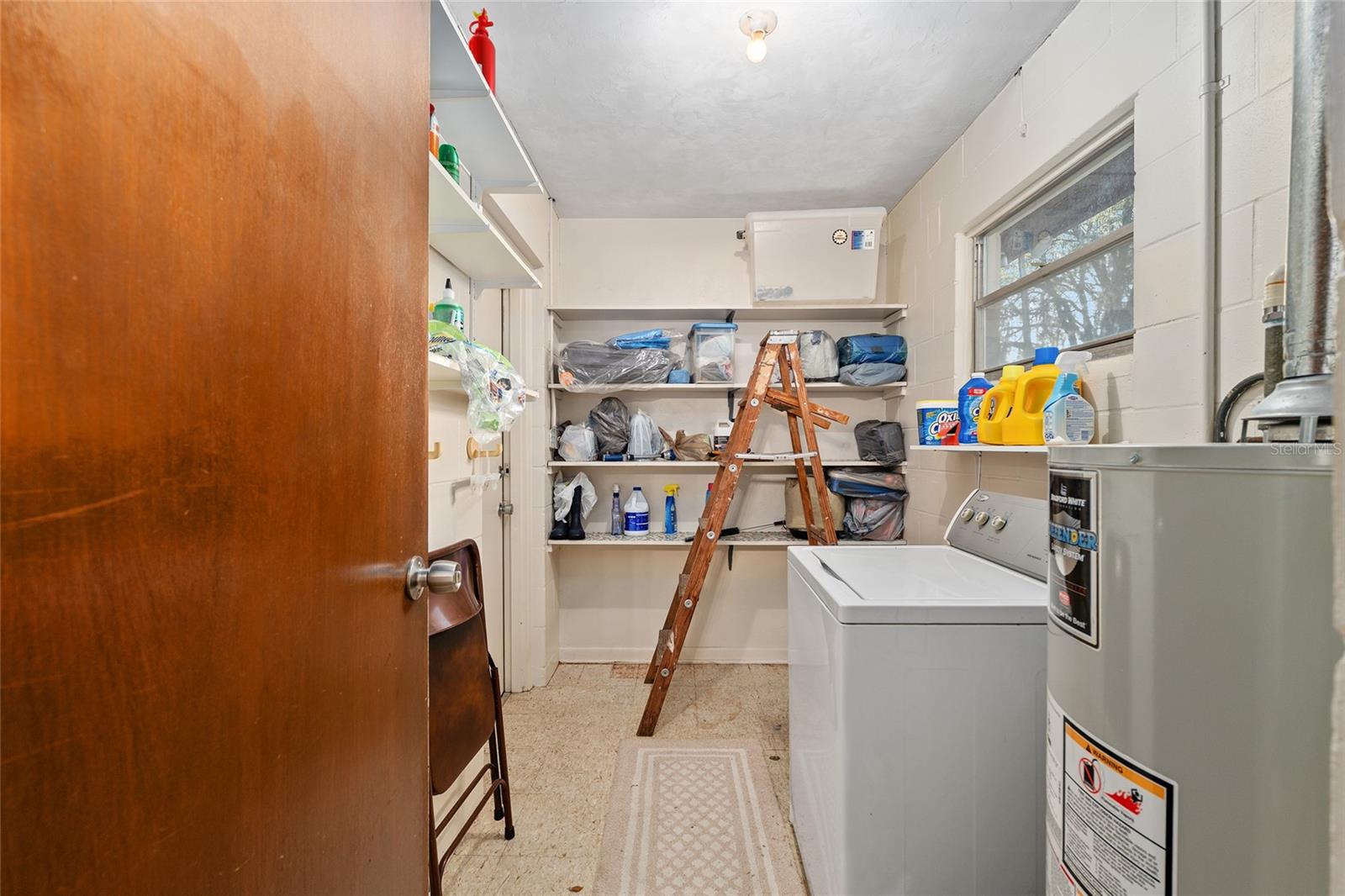 Image 22 of 52 For 1931 39th Place