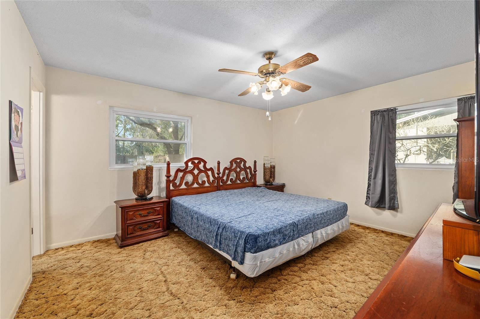 Image 36 of 52 For 1931 39th Place