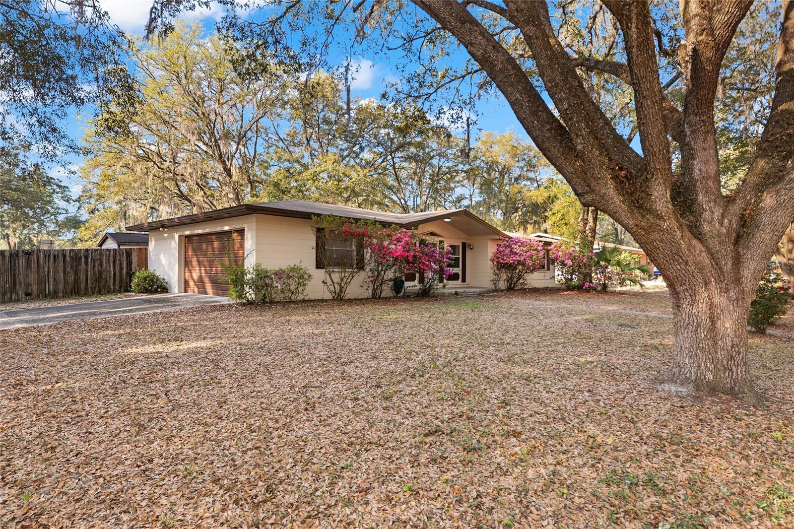 Image 51 of 52 For 1931 39th Place