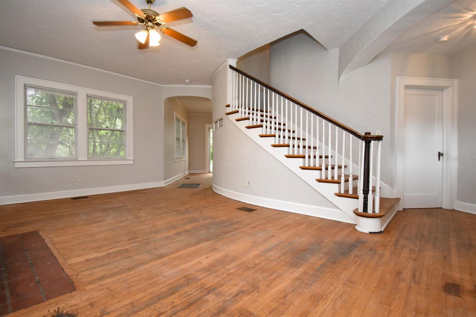 Image 12 of 36 For 949 13th Street