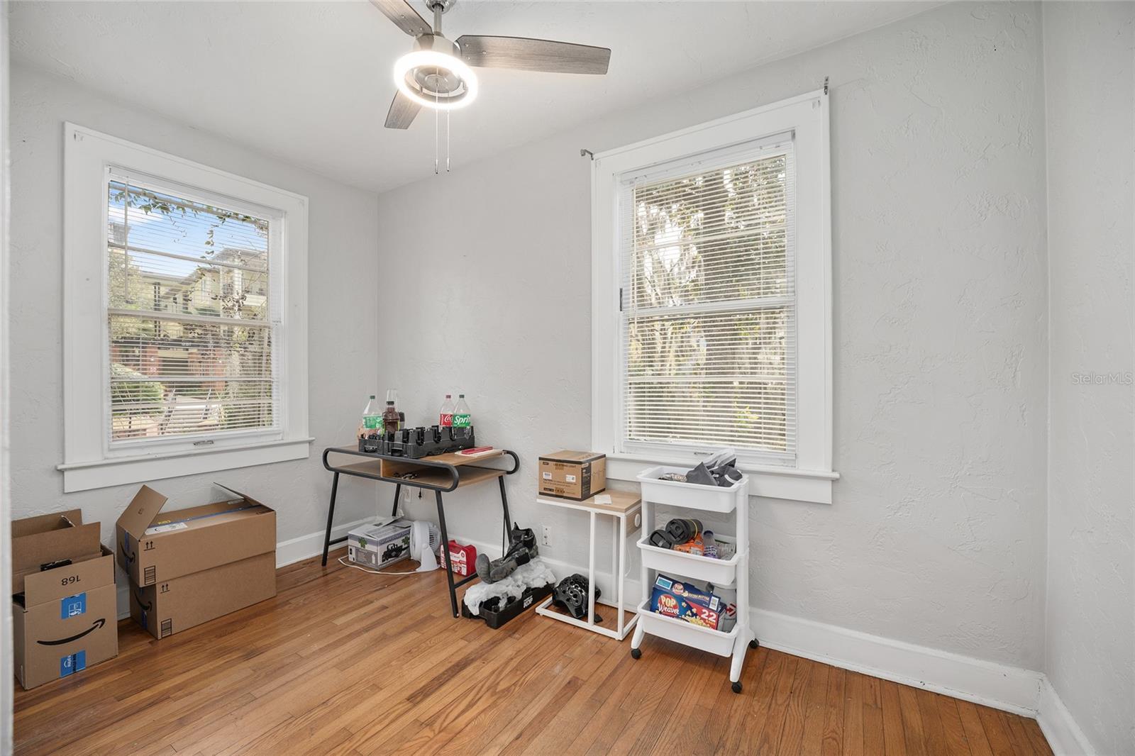 Image 16 of 36 For 949 13th Street