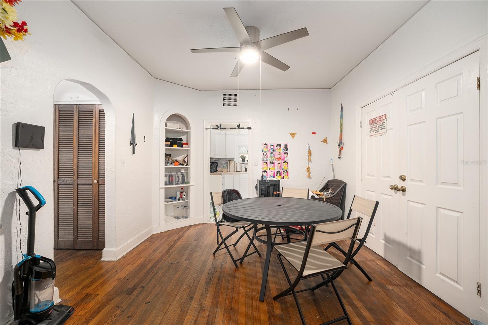 Image 25 of 36 For 949 13th Street