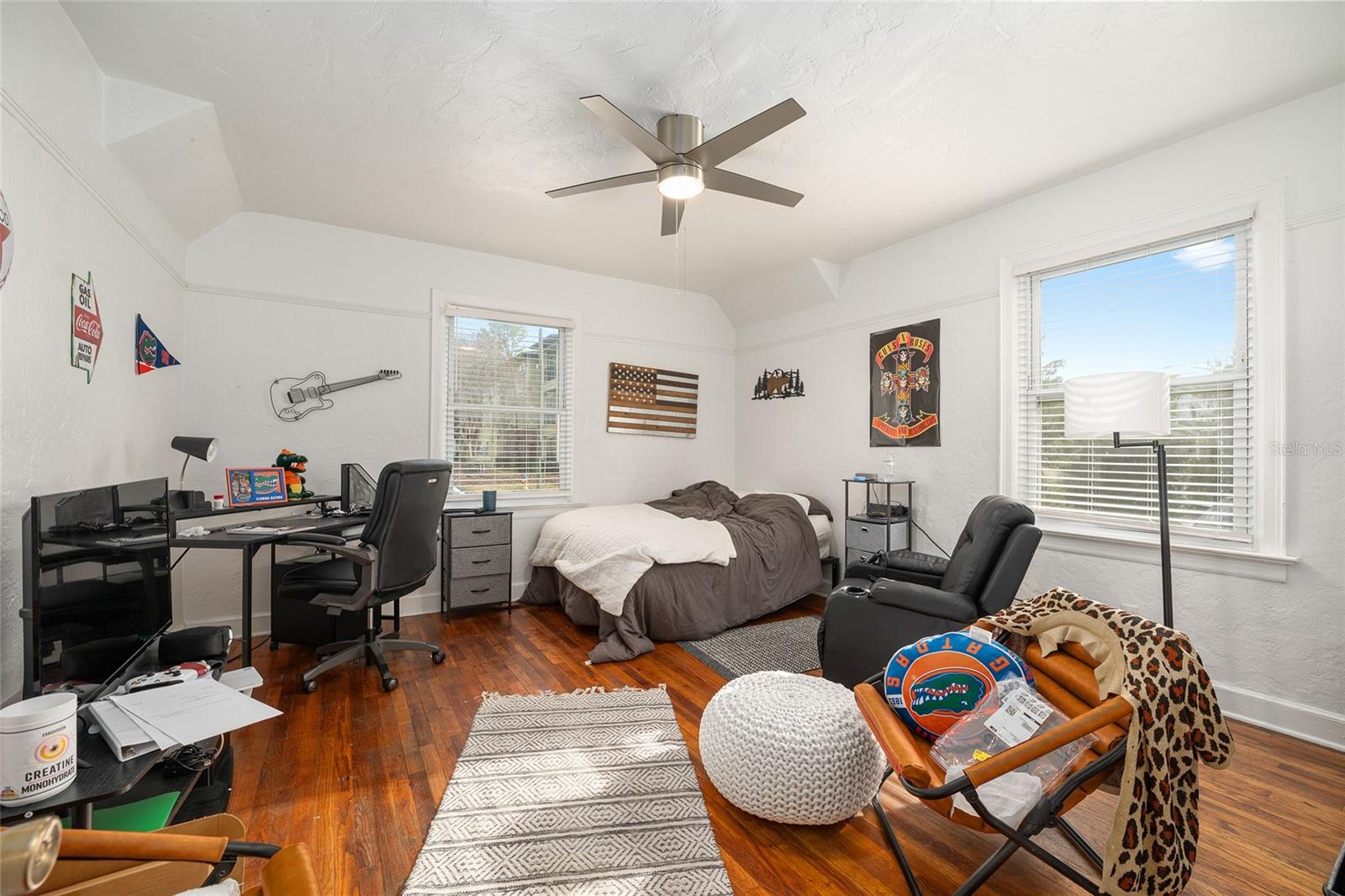 Image 27 of 36 For 949 13th Street