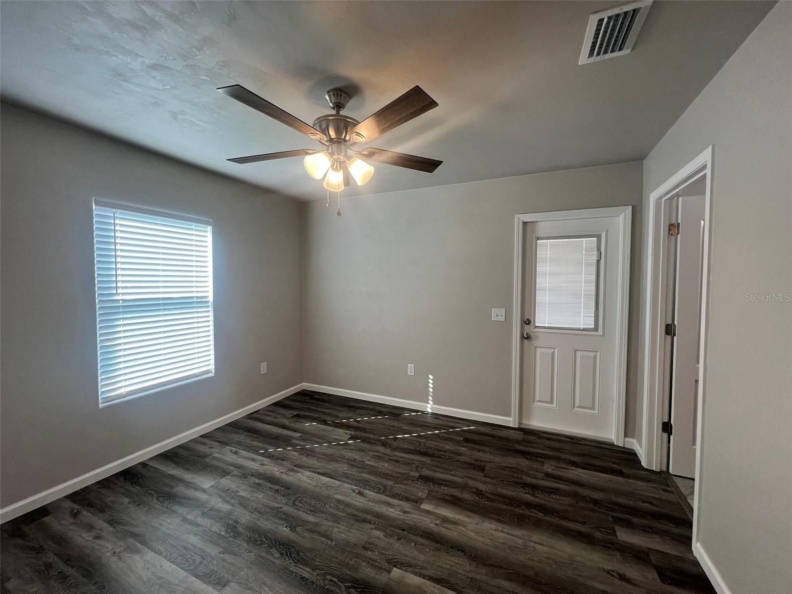 Image 11 of 23 For 23203 179th Place