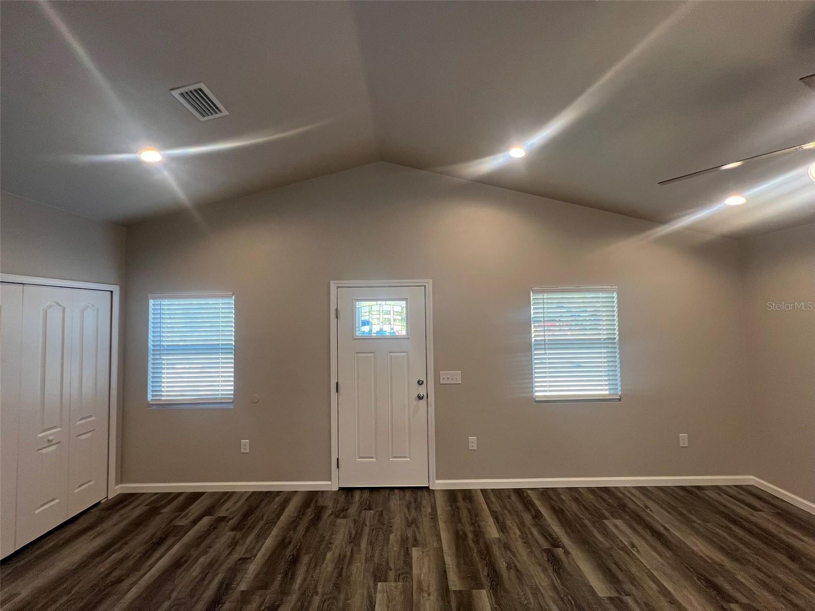 Image 3 of 23 For 23203 179th Place