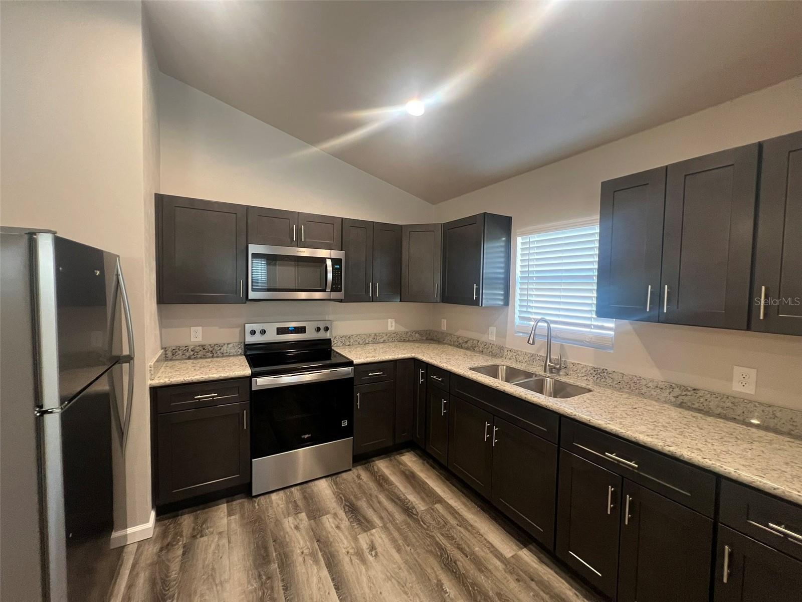 Image 8 of 23 For 23203 179th Place