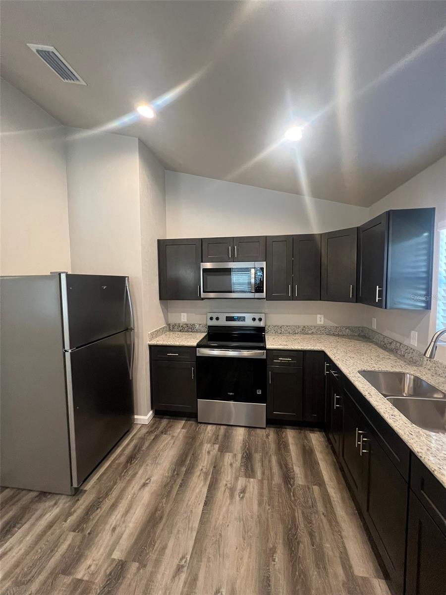 Image 9 of 23 For 23203 179th Place