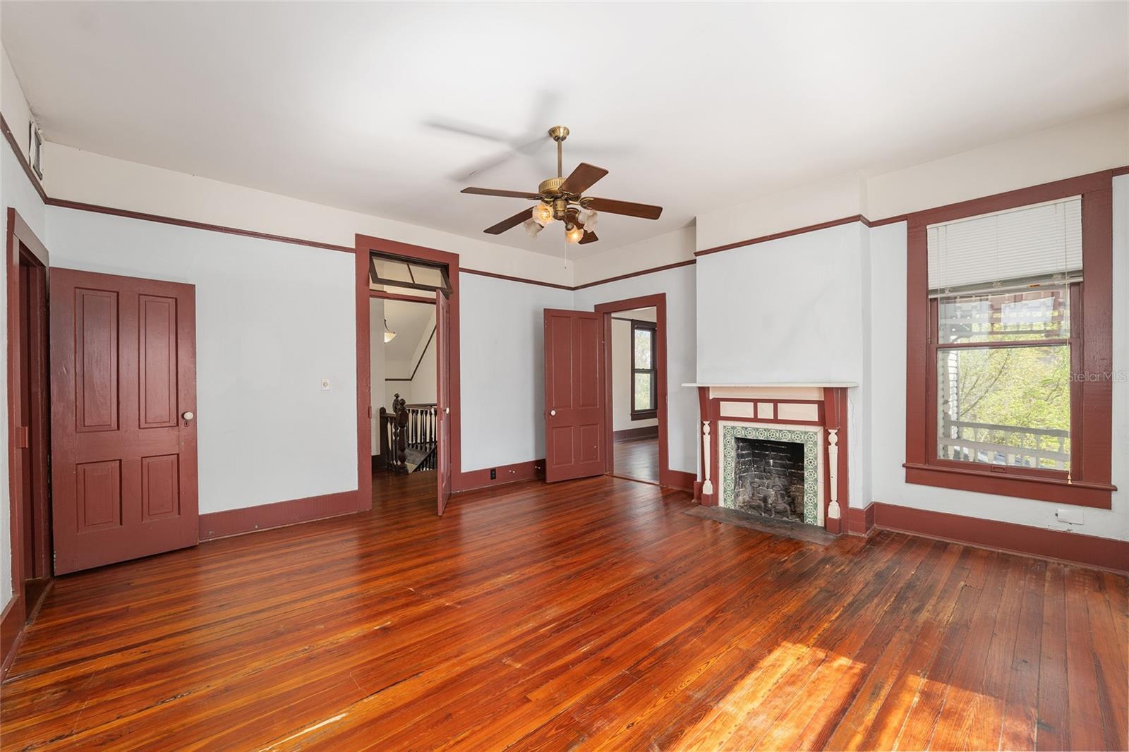 Image 34 of 88 For 306 3rd Street