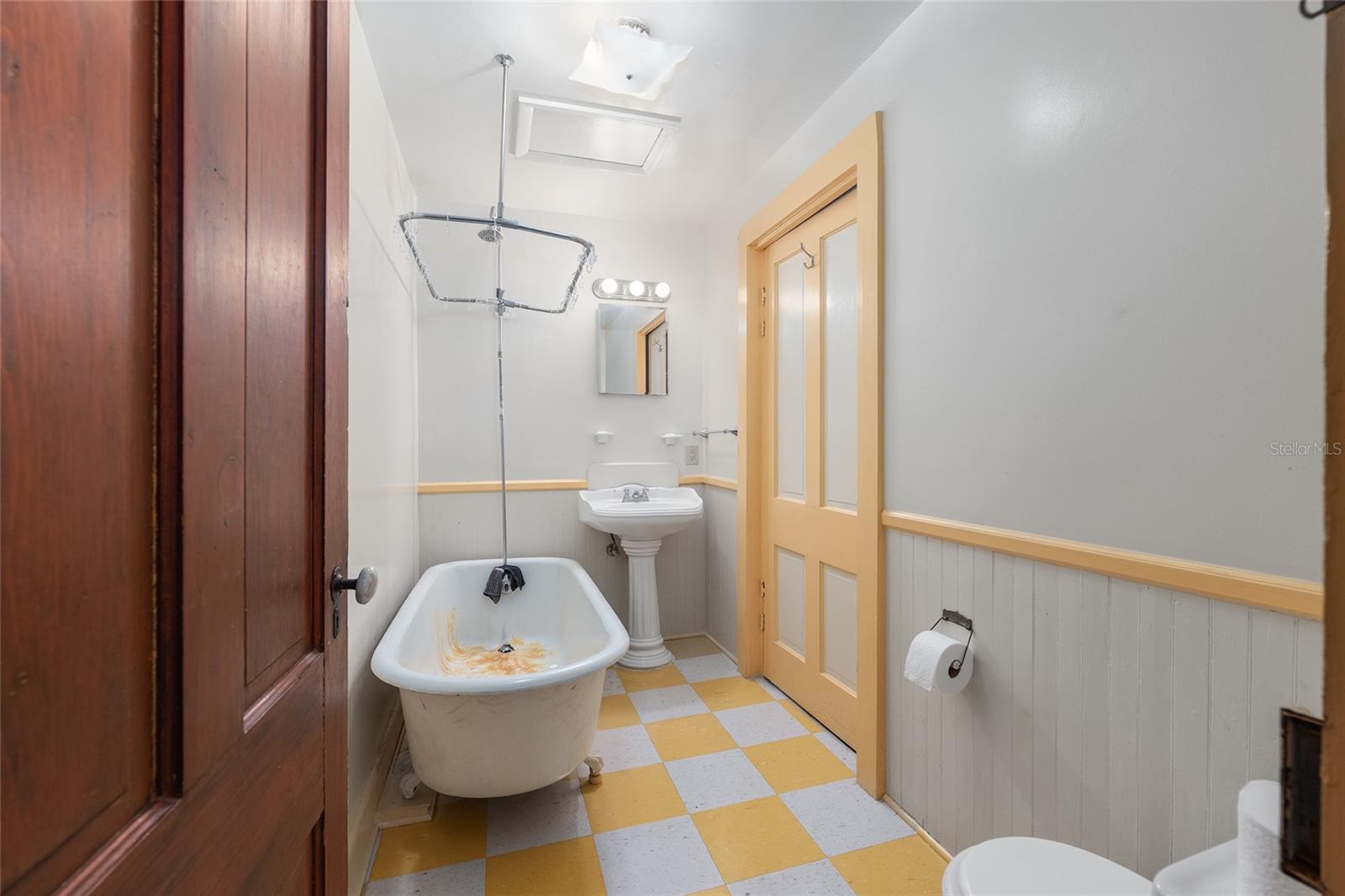 Image 72 of 88 For 306 3rd Street