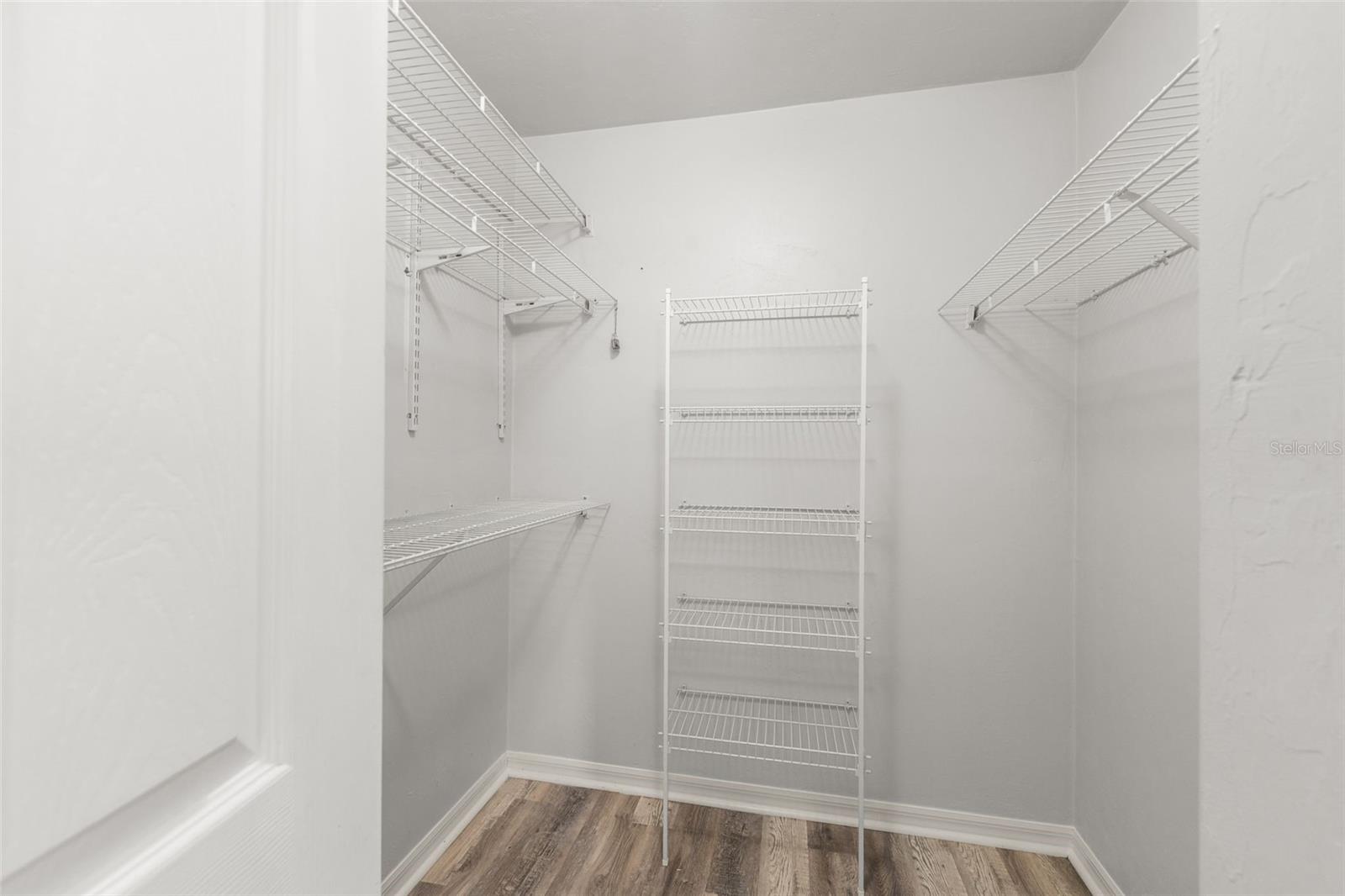 Image 16 of 37 For 4337 34th Terrace