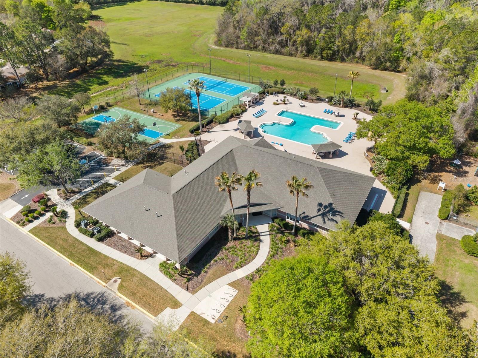 Image 35 of 37 For 4337 34th Terrace