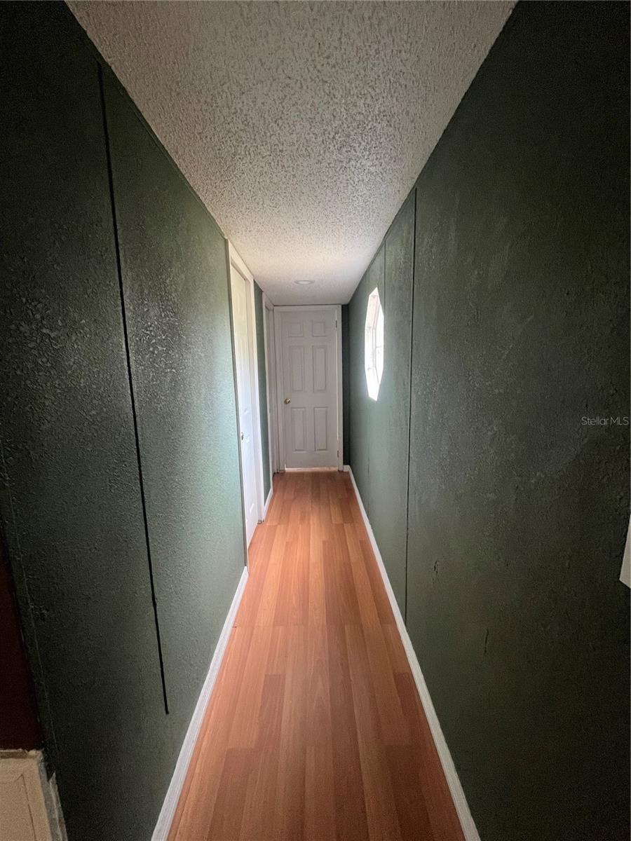 Image 17 of 28 For 10330 90th Street