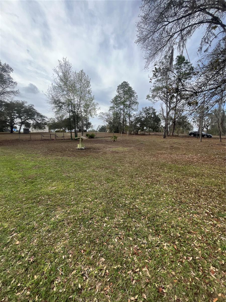 Image 4 of 28 For 10330 90th Street