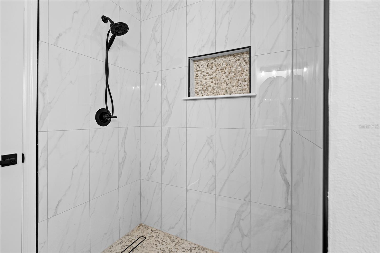 Image 16 of 31 For 11231 92nd Ct