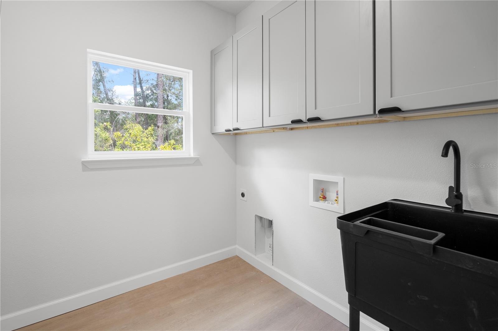 Image 23 of 31 For 11231 92nd Ct