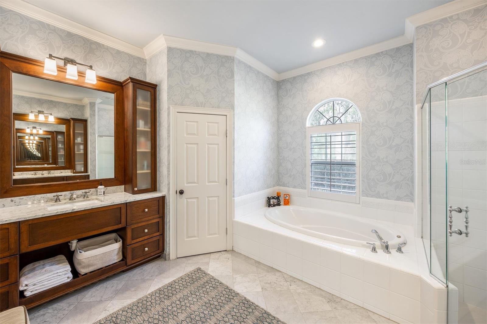 Image 32 of 87 For 3925 95th Terrace