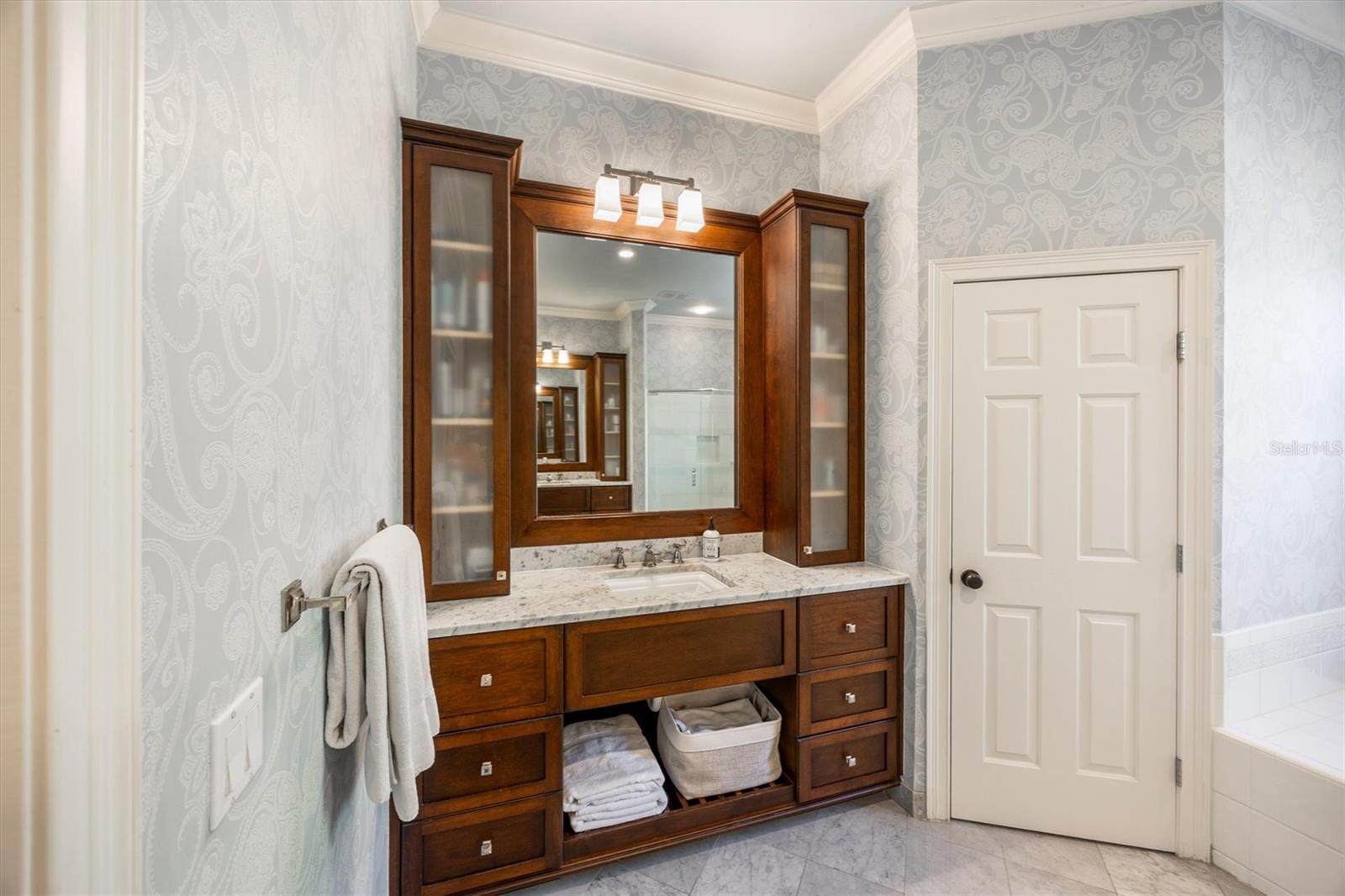 Image 34 of 87 For 3925 95th Terrace