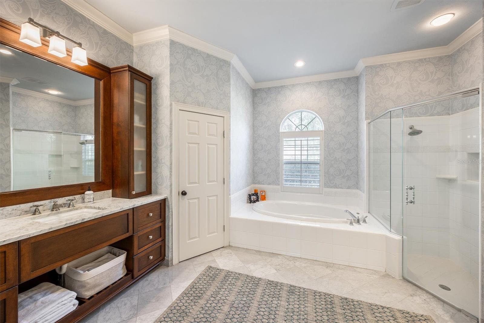 Image 36 of 87 For 3925 95th Terrace