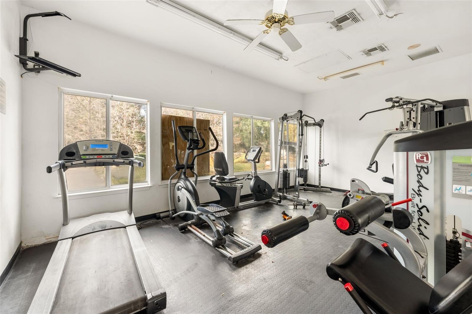 Image 36 of 47 For 4000 23rd Street 4-303