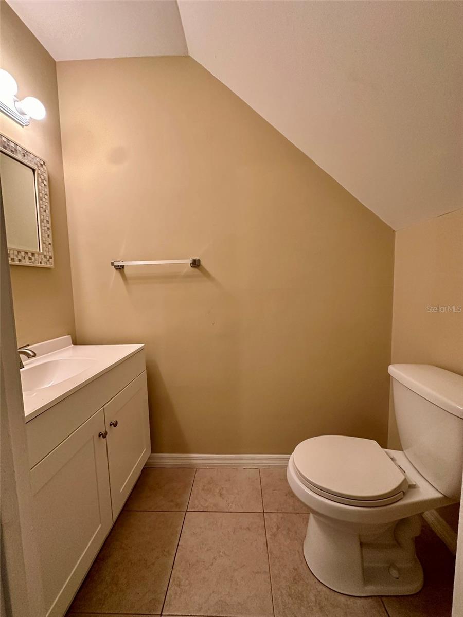 Image 10 of 20 For 2427 4th Terrace