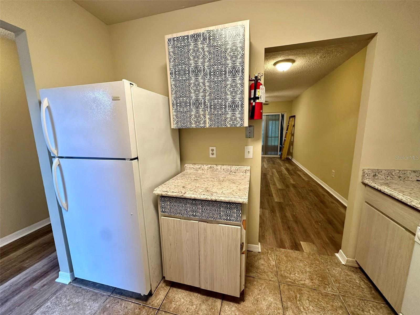 Image 6 of 20 For 2427 4th Terrace