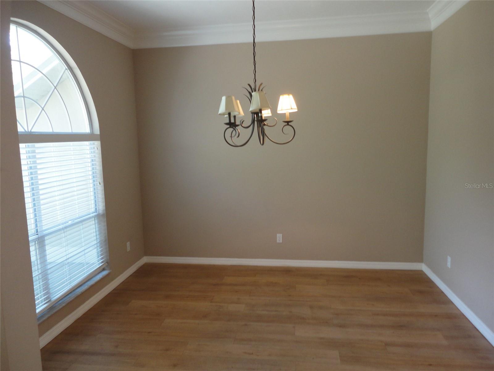 Image 8 of 25 For 1112 58th Terrace