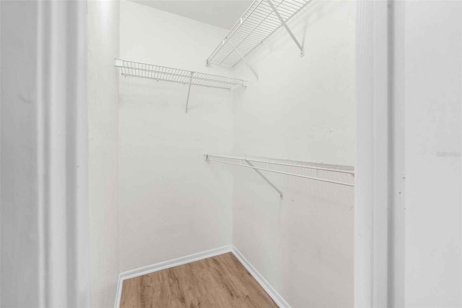 Image 14 of 27 For 4000 23rd Street 2-303