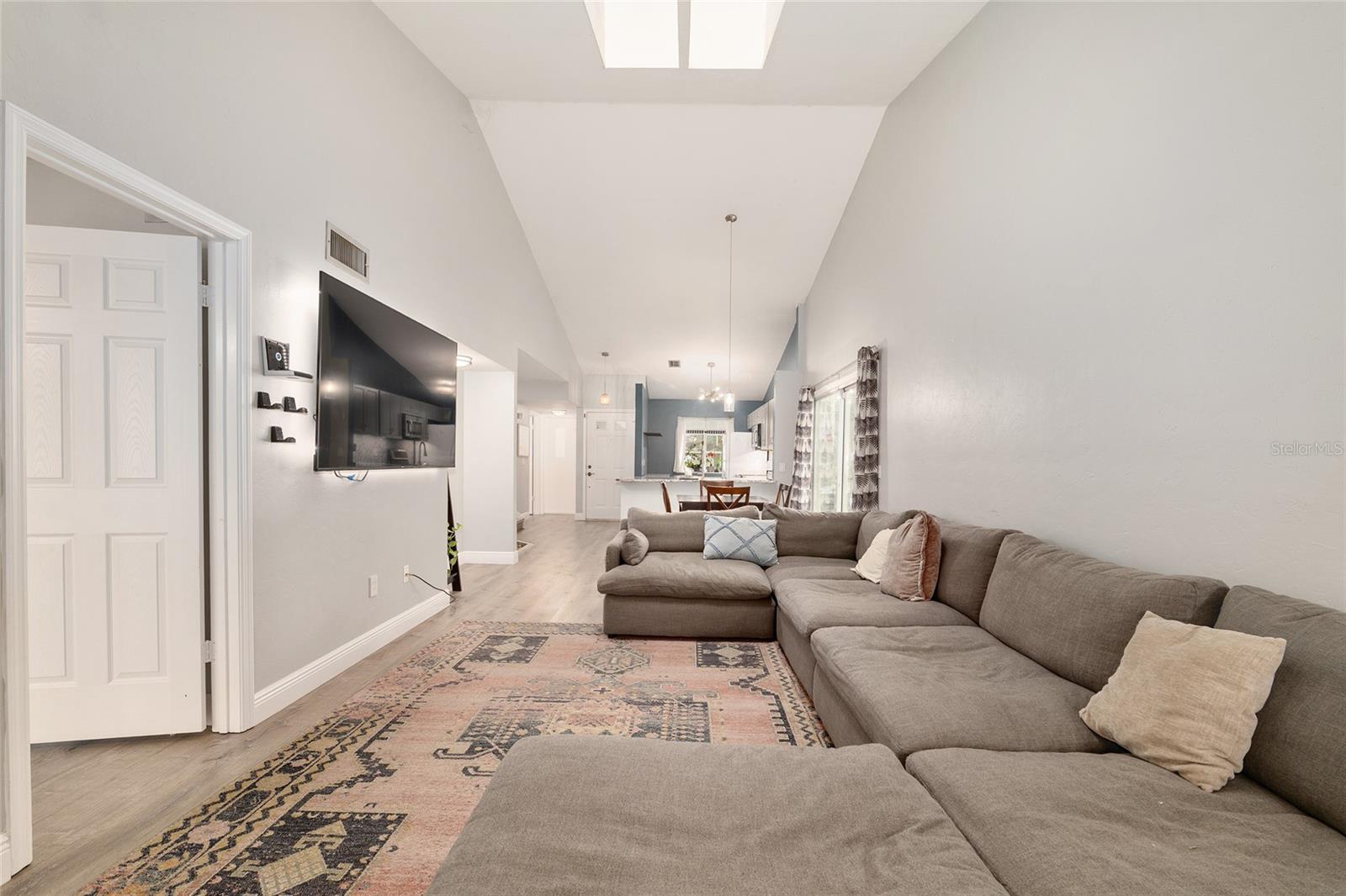 Image 13 of 69 For 920 50th Way