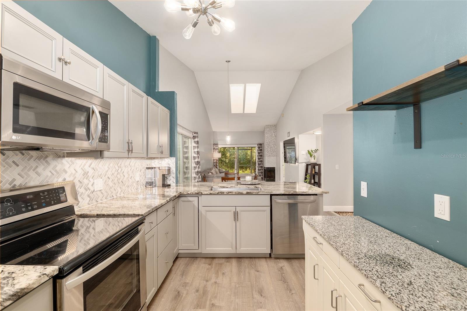 Image 27 of 69 For 920 50th Way