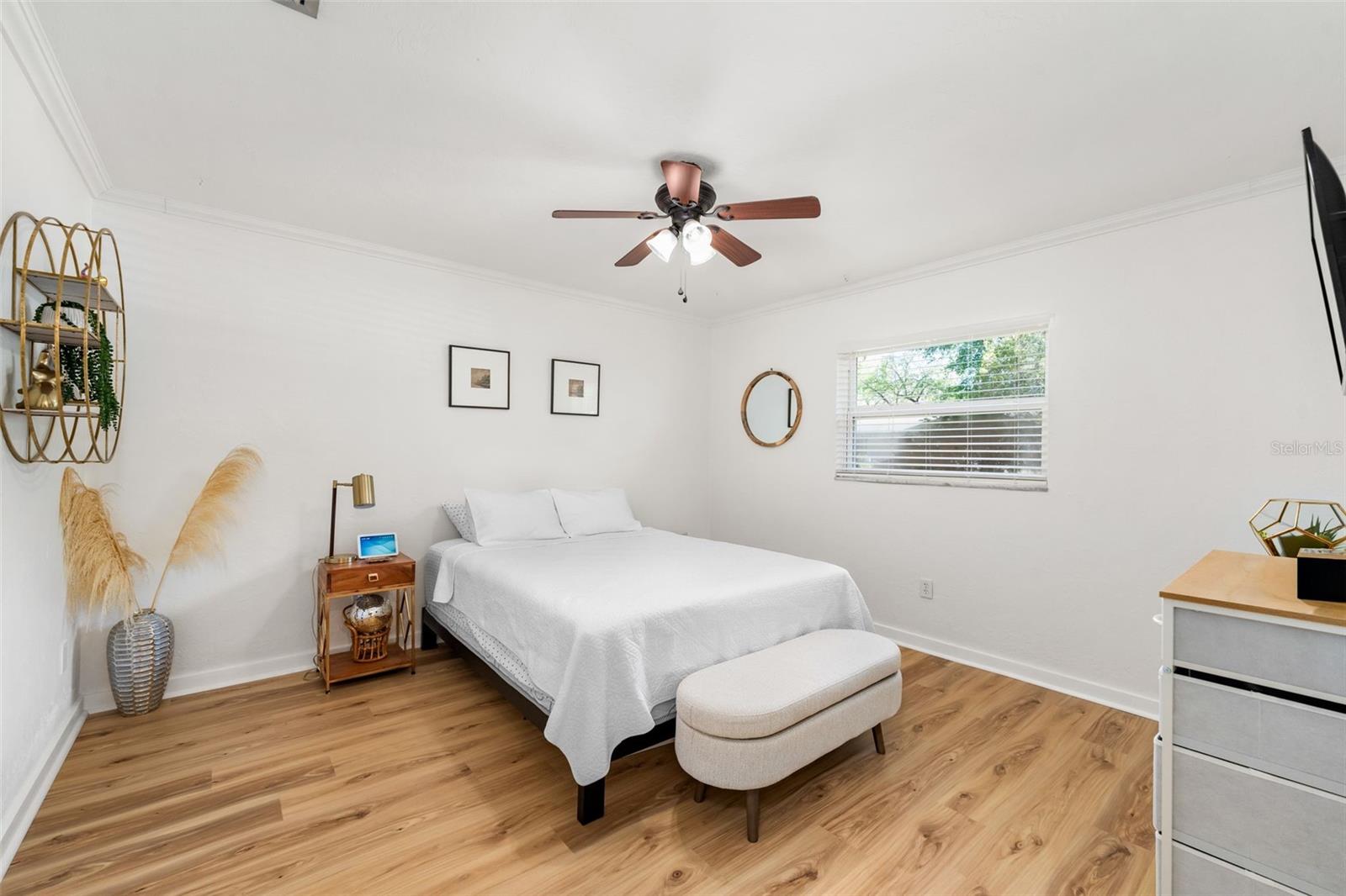 Image 17 of 32 For 1909 48th Avenue