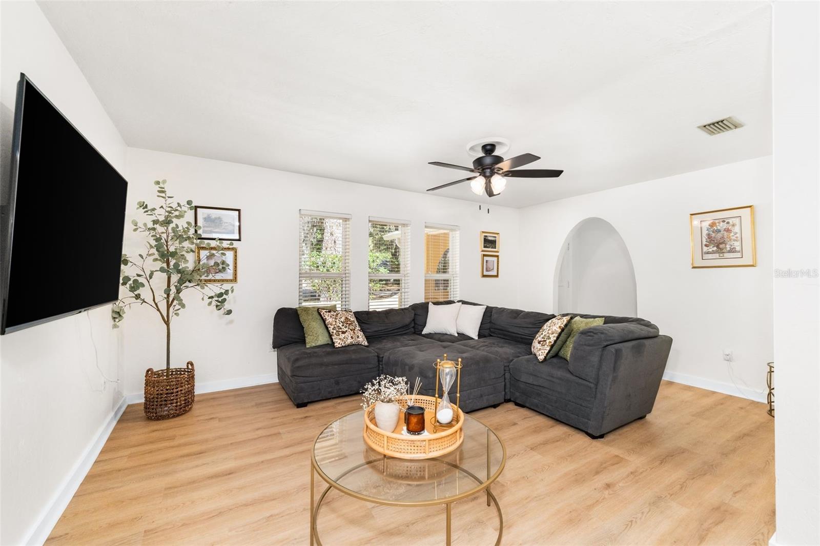 Image 7 of 32 For 1909 48th Avenue