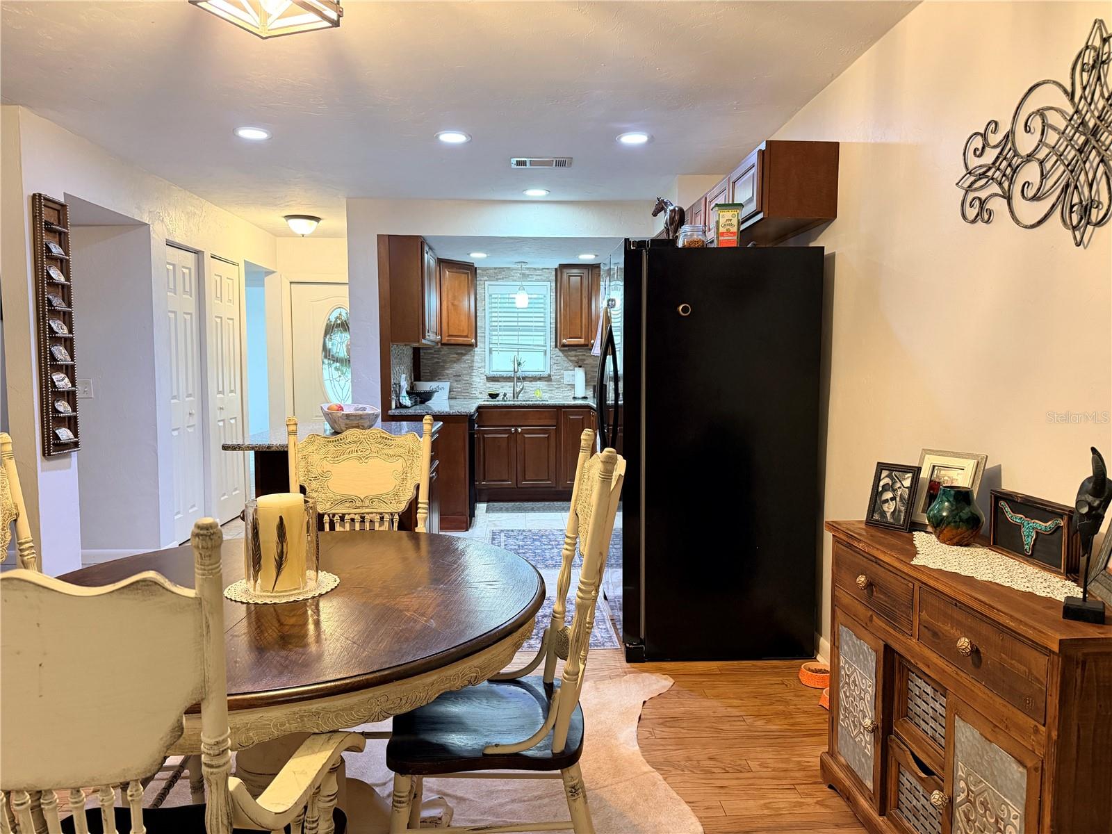 Image 6 of 27 For 5418 4th Place