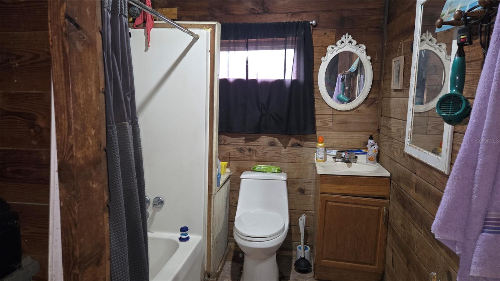 Image 13 of 14 For 883 Maple Lane