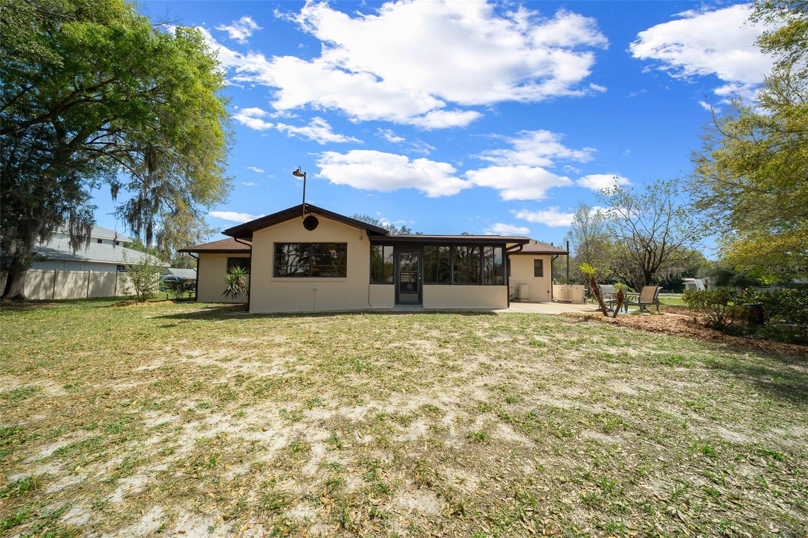 Image 25 of 76 For 9923 Saint Regis Court