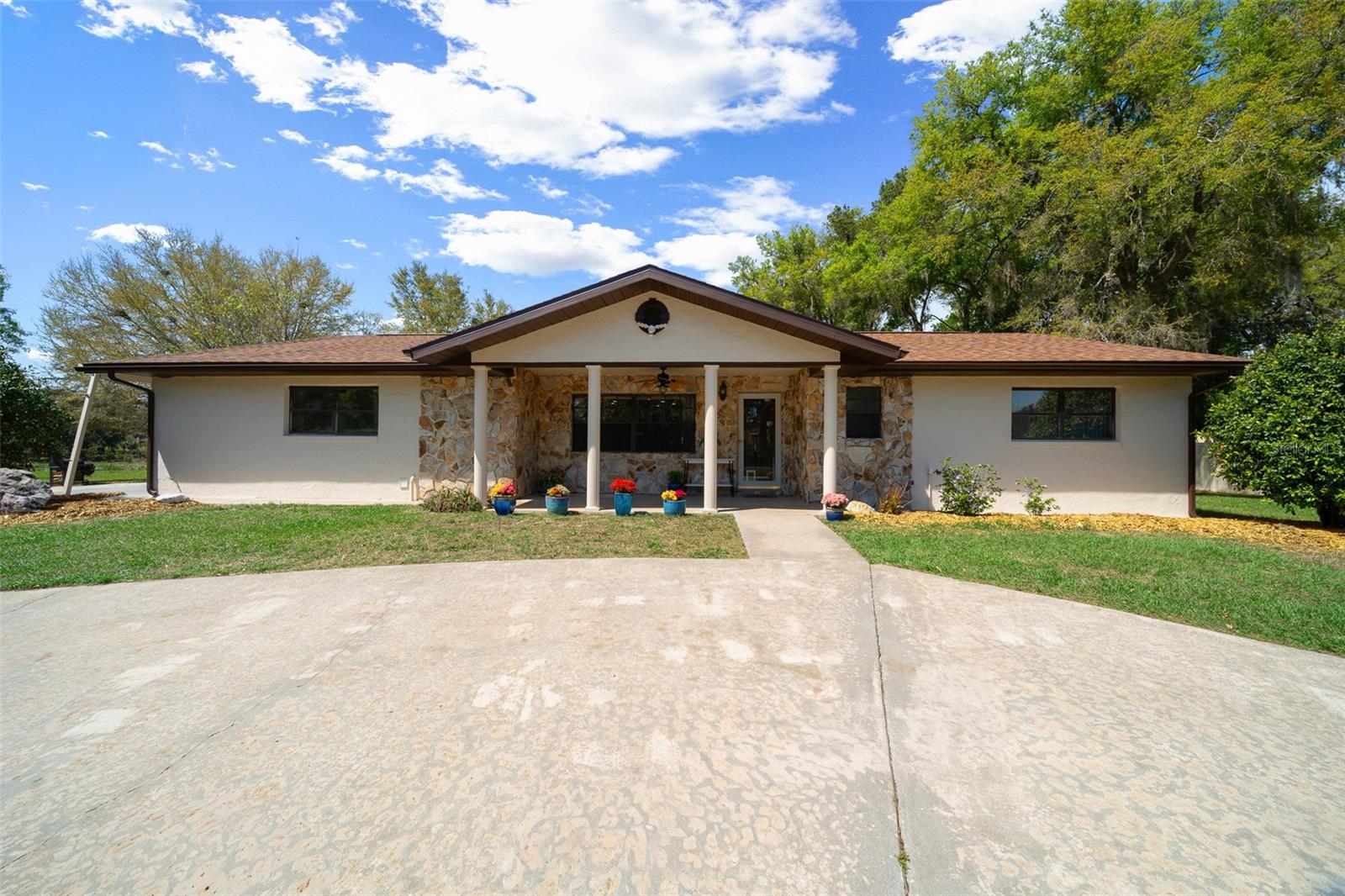 Image 37 of 76 For 9923 Saint Regis Court