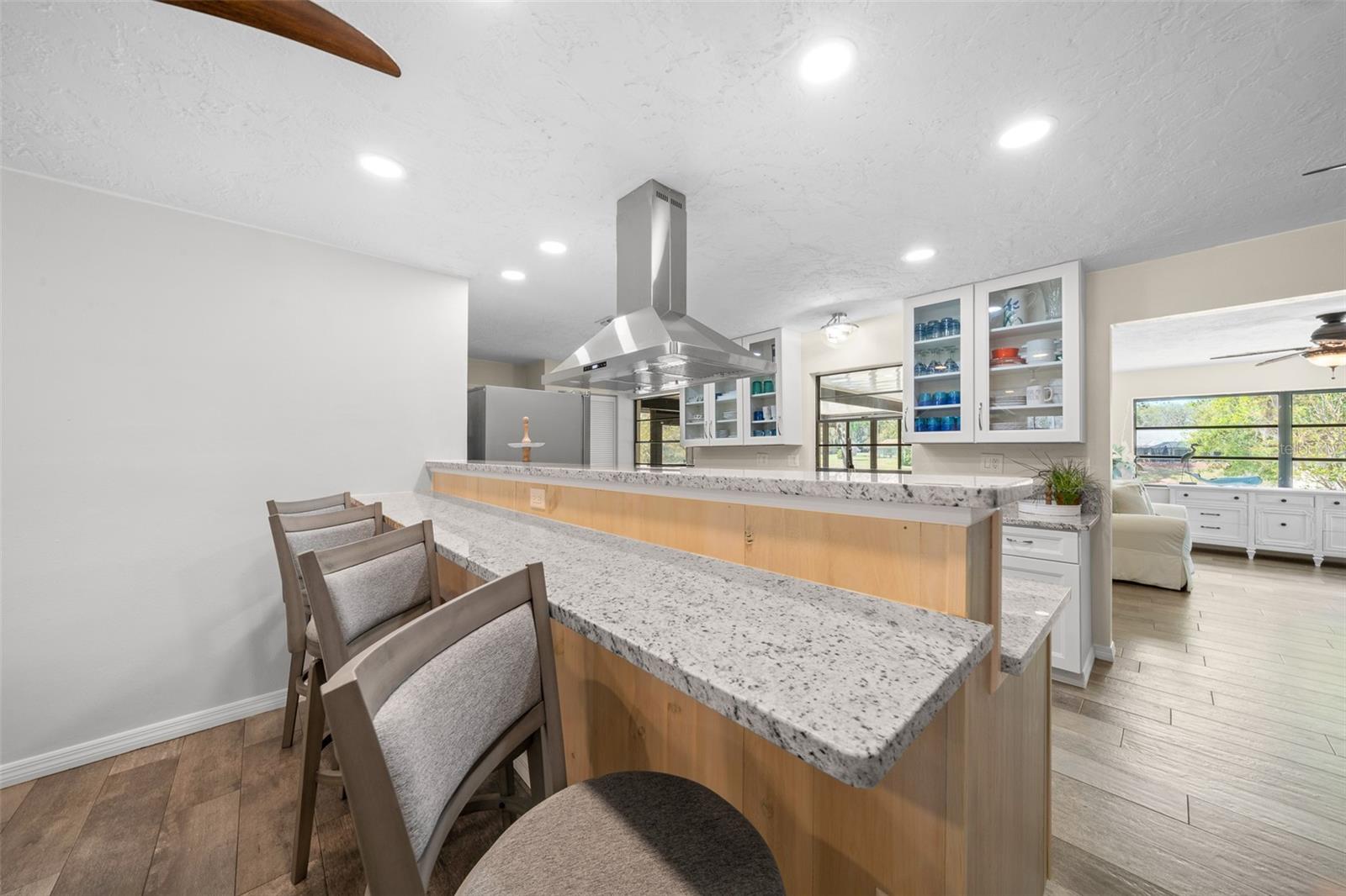 Image 44 of 76 For 9923 Saint Regis Court