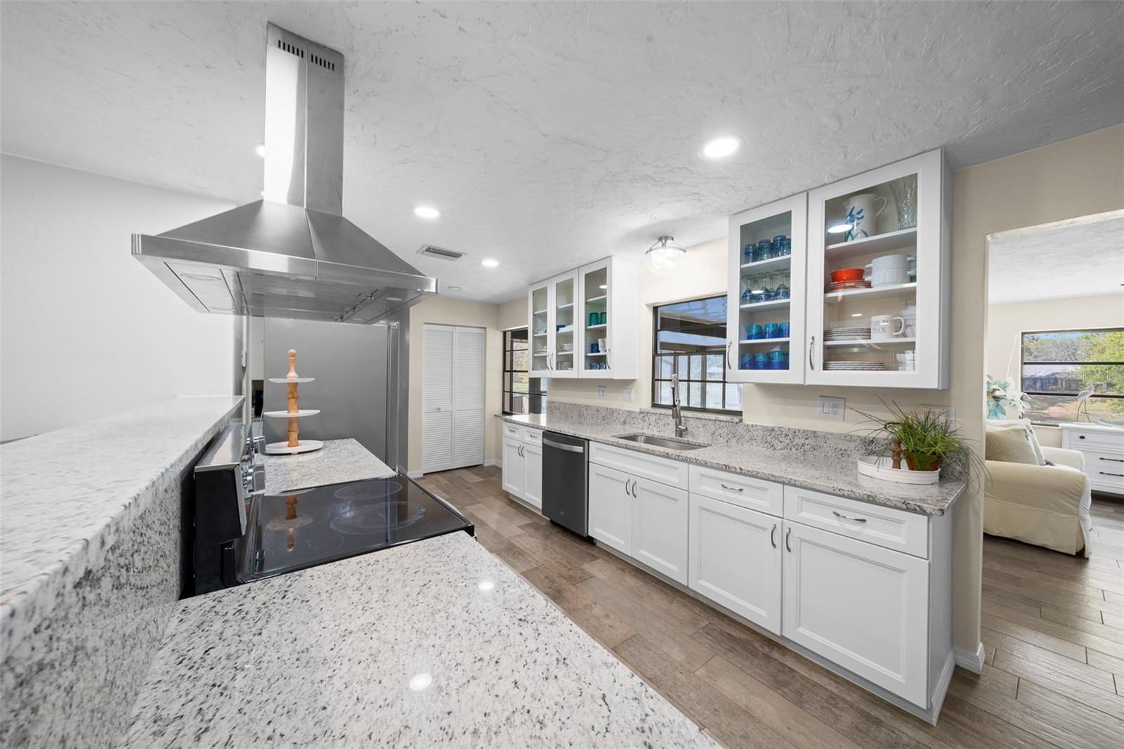 Image 45 of 76 For 9923 Saint Regis Court